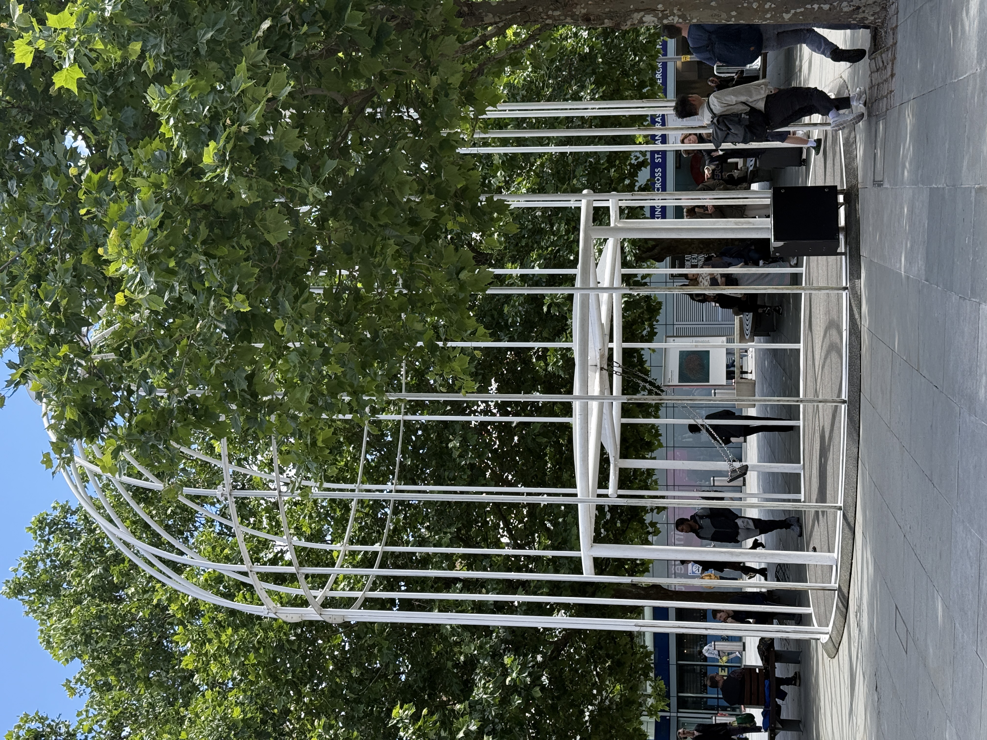 IFO birdcage at King's Cross
