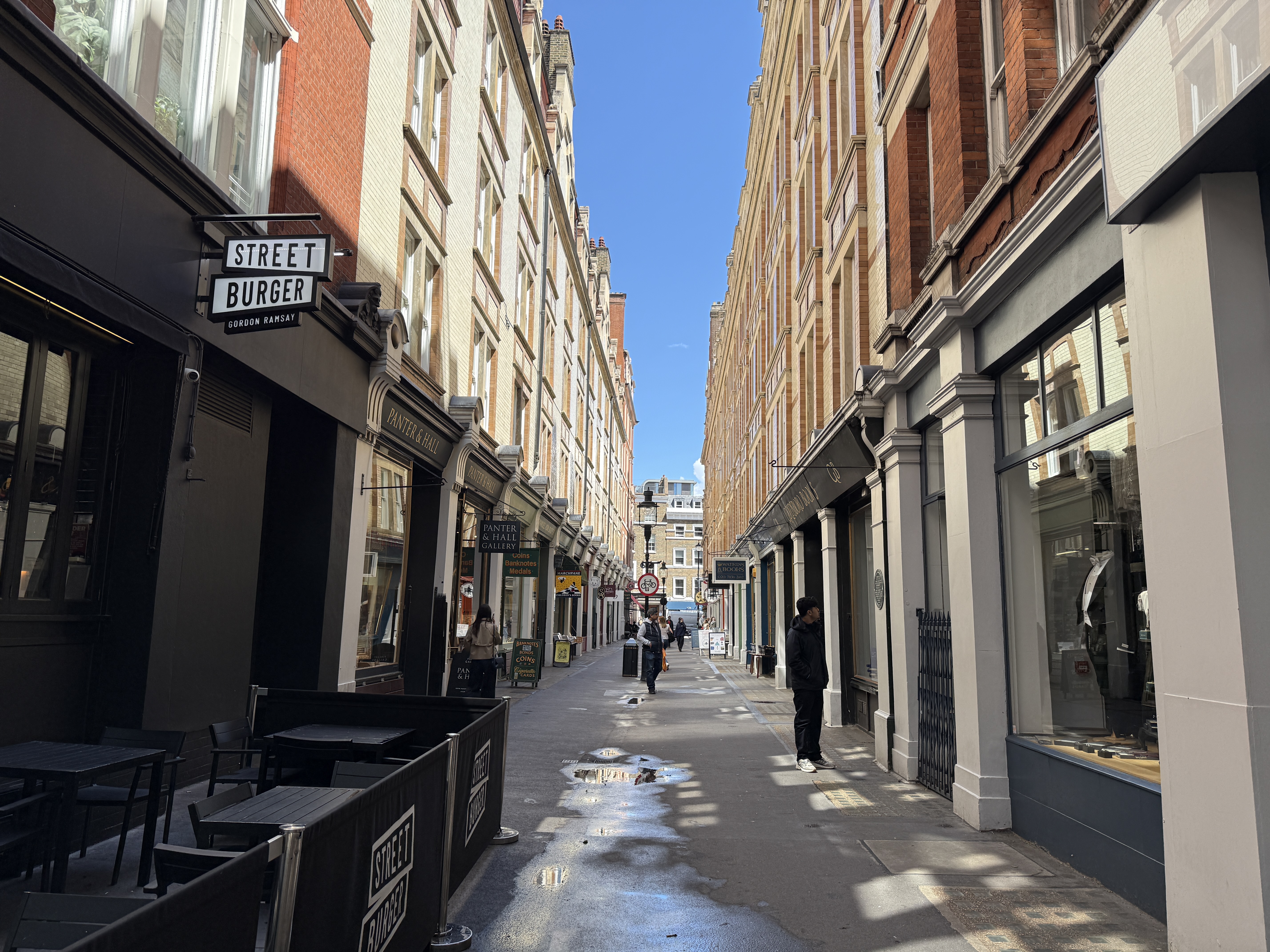 Cecil Court