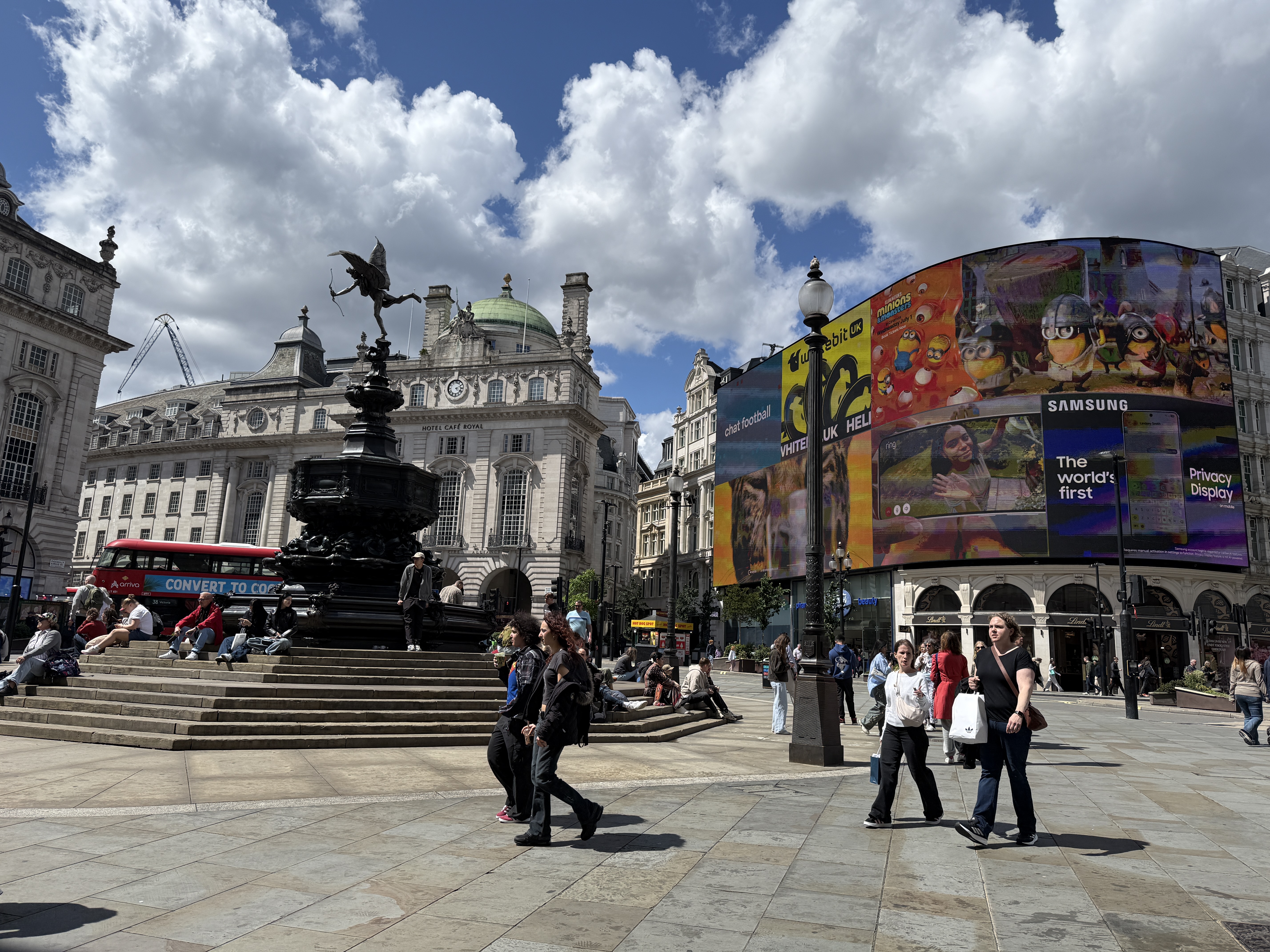 Piccadilly Circus