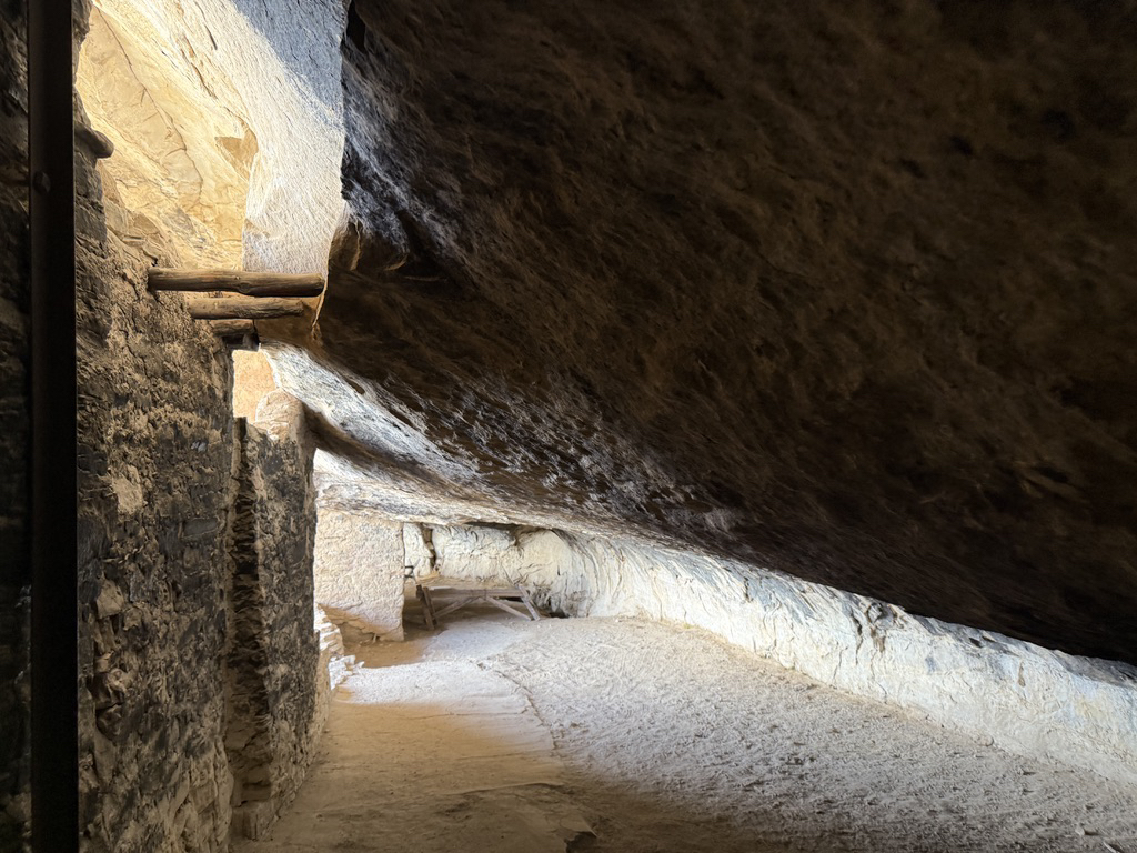 Passageway to the second chamber